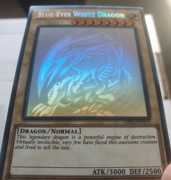 Yugioh - Blue-Eyes White Dragon *Ghost Rare* GFP2-EN175 (NM)