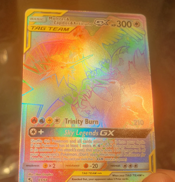 Pokemon - Moltres & Zapdos & Articuno GX *Hyper Rare* Hidden Fates 69/68 (NM)